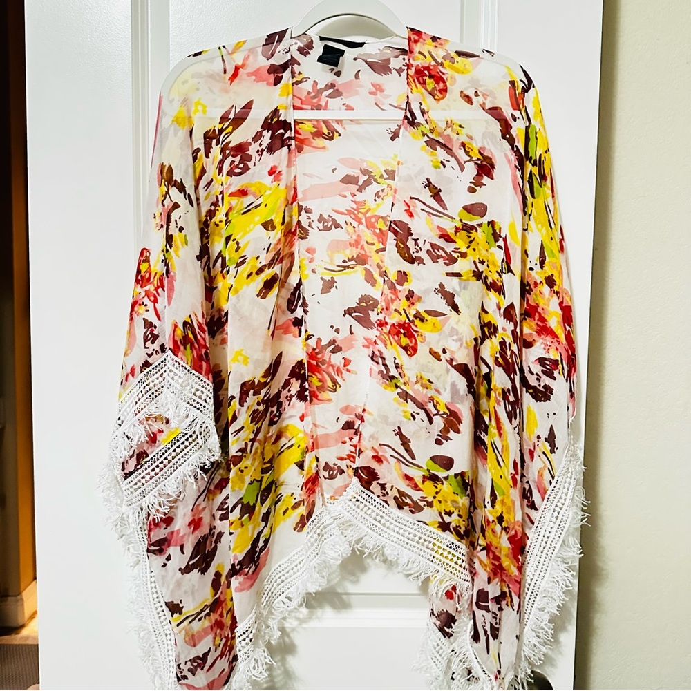 Steve Madden Watercolor Fringe Kimono – Size L